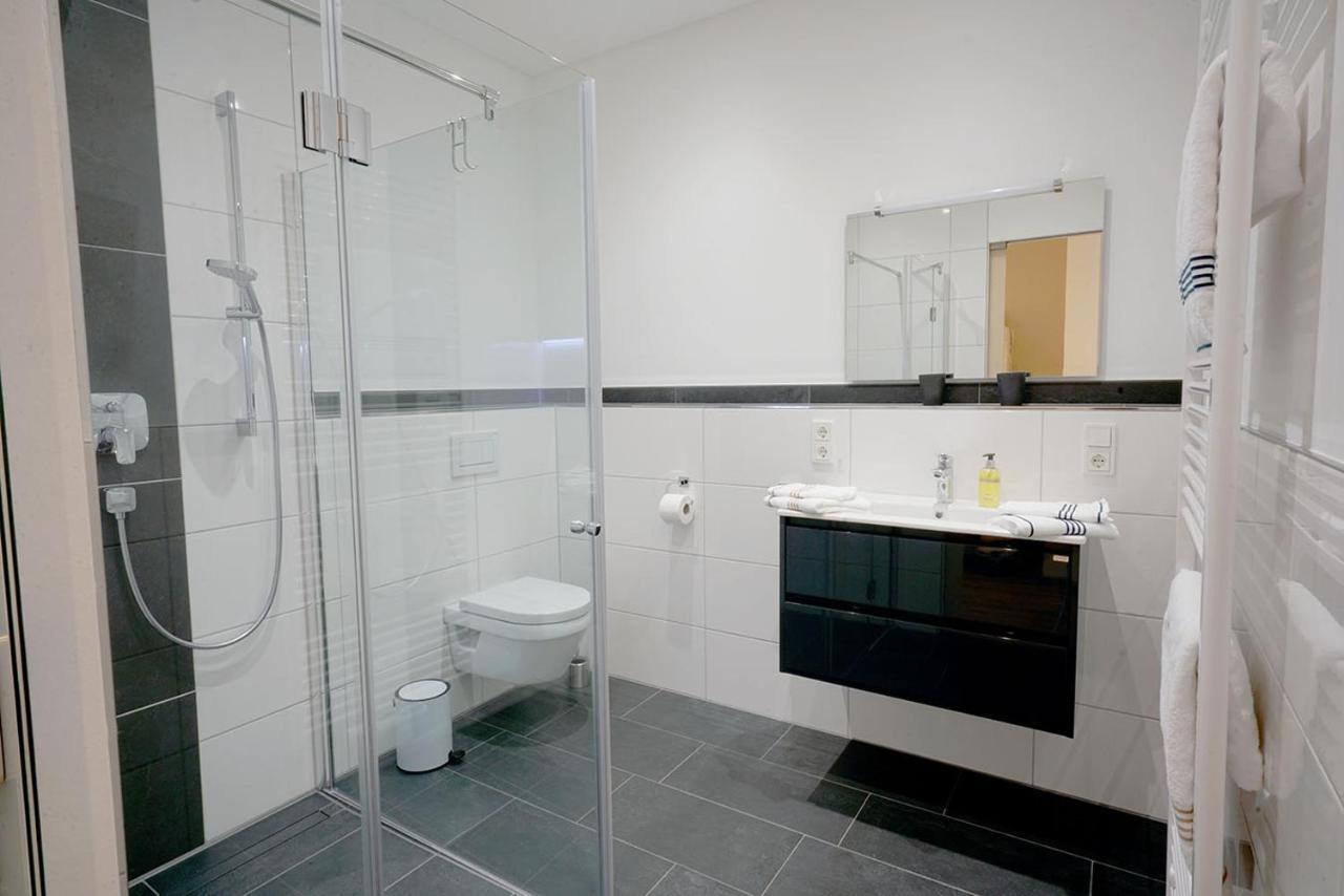 Neu Mont Royal Suiten 2 Bis 4 Personen 特拉本特拉巴赫 外观 照片